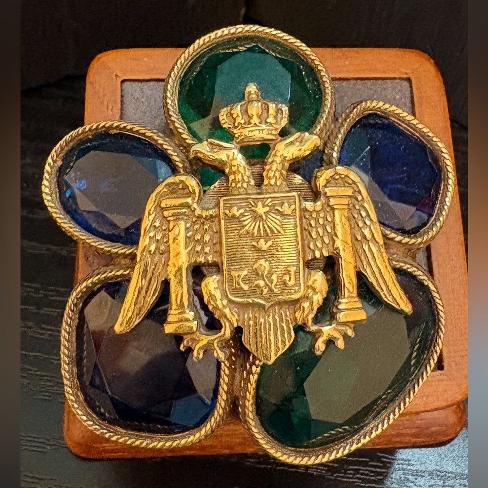 Accessocraft N.Y.C. brooch vintage runway heavy blue green gold tone military 2”